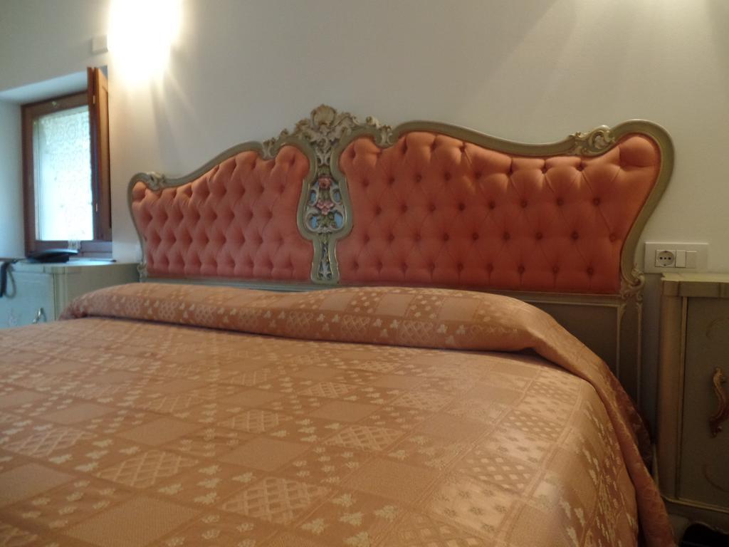 Agriturismo Il Vagabondo Buttrio Phòng bức ảnh