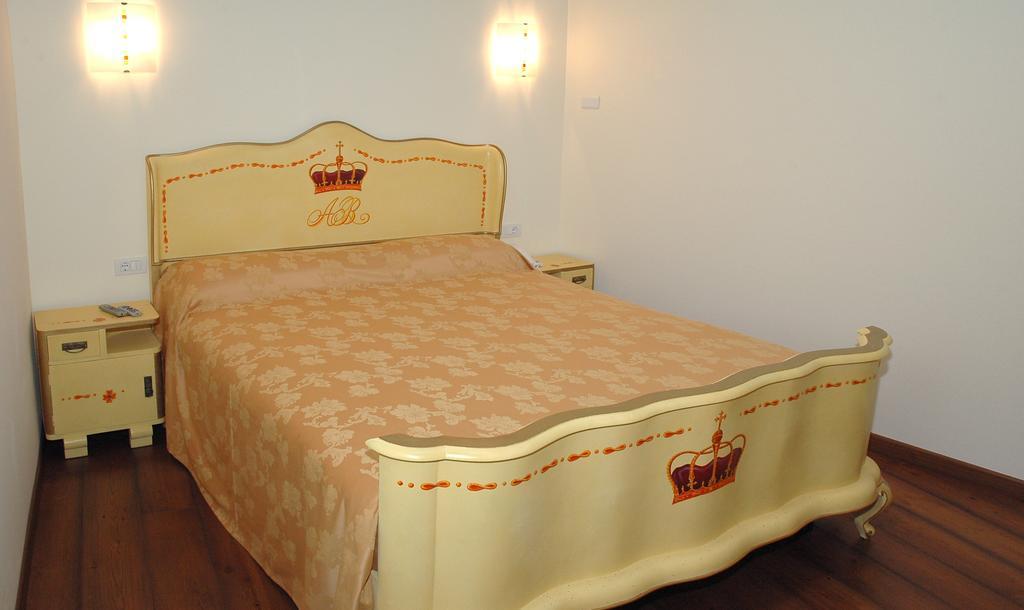 Agriturismo Il Vagabondo Buttrio Phòng bức ảnh