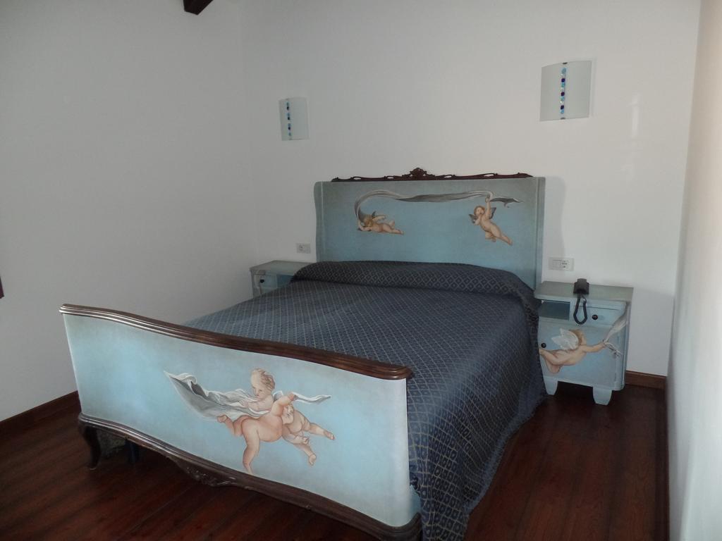 Agriturismo Il Vagabondo Buttrio Phòng bức ảnh